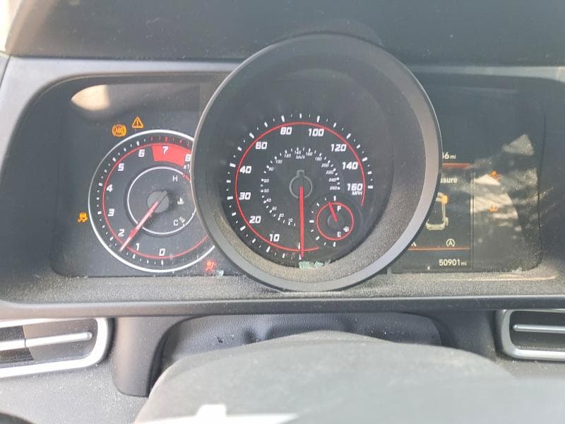 2021 HYUNDAI ELANTRA SE 9