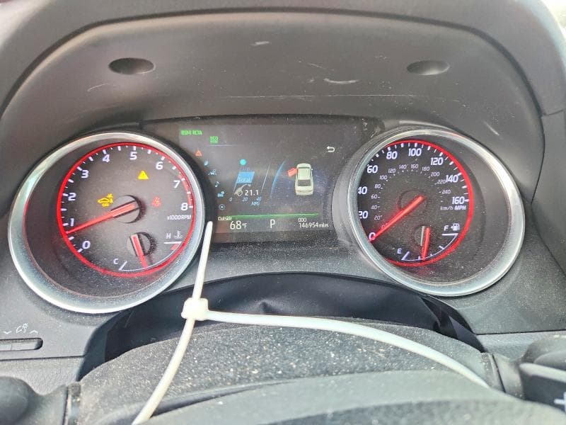 2018 TOYOTA CAMRY XSE 9