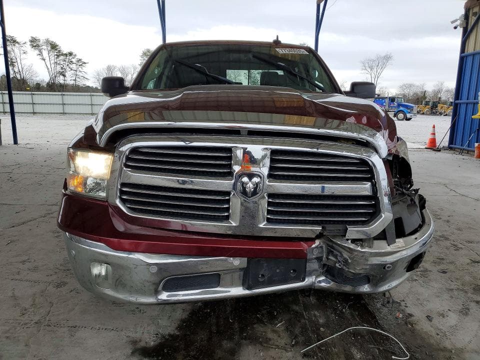 2018 RAM 1500 SLT 5