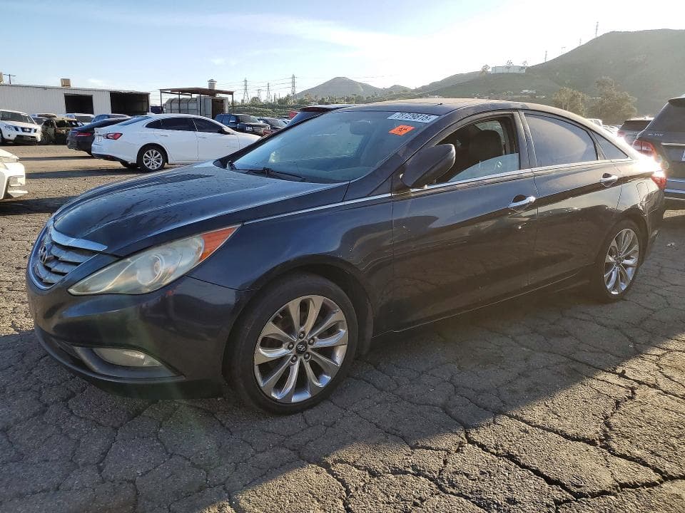 2011 HYUNDAI SONATA - 1