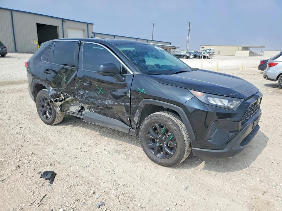 2022 TOYOTA RAV4 LE 4