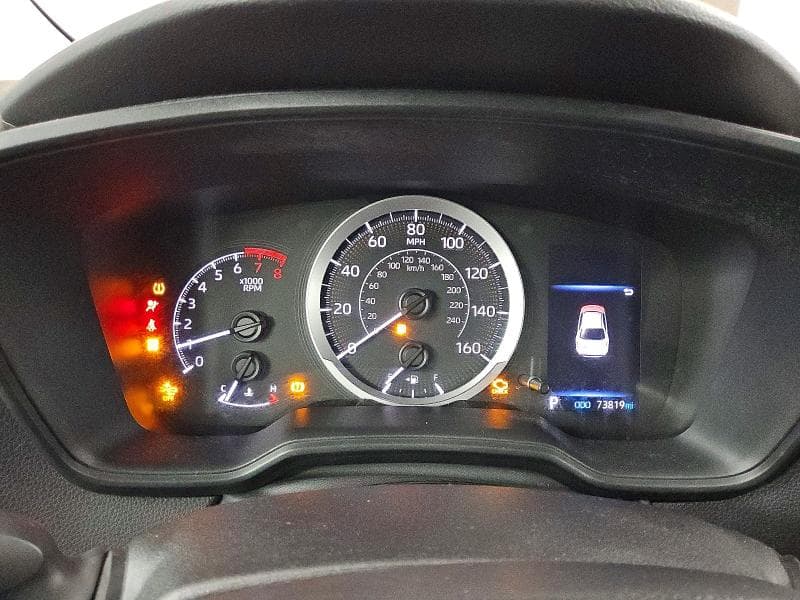 2021 TOYOTA COROLLA LE 9