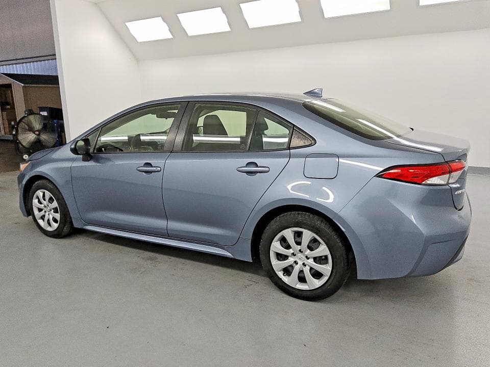 2022 TOYOTA COROLLA LE 2