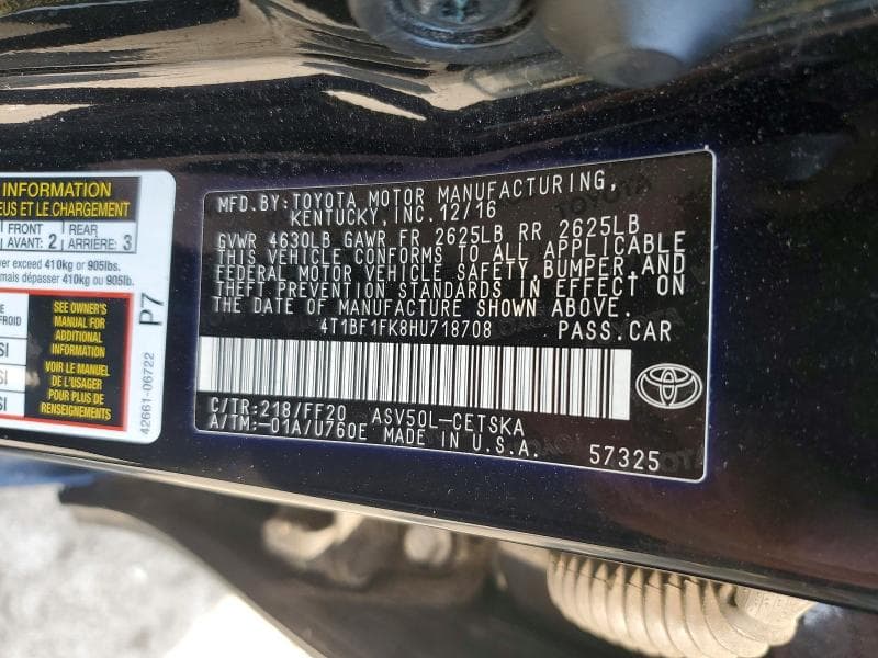 2017 TOYOTA CAMRY SE 12