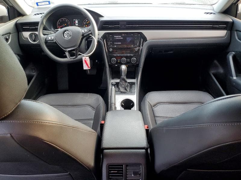 2021 VOLKSWAGEN PASSAT SE 8