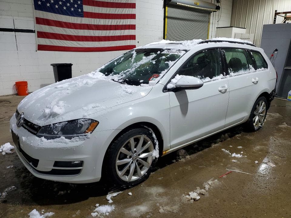 2016 VOLKSWAGEN GOLF