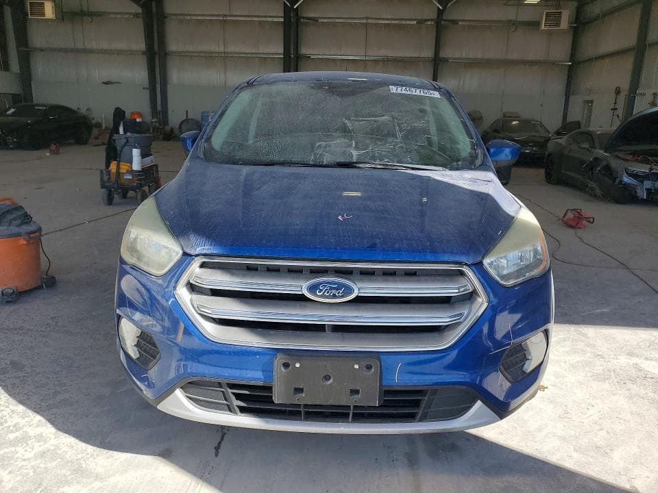 2017 FORD ESCAPE SE 5