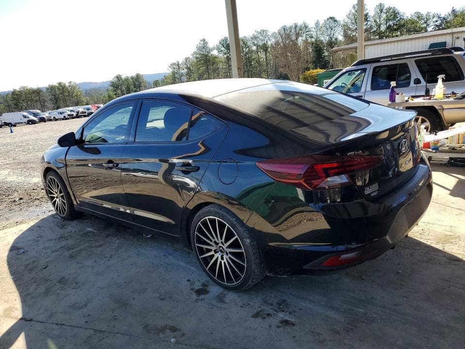 2020 HYUNDAI ELANTRA SE 2