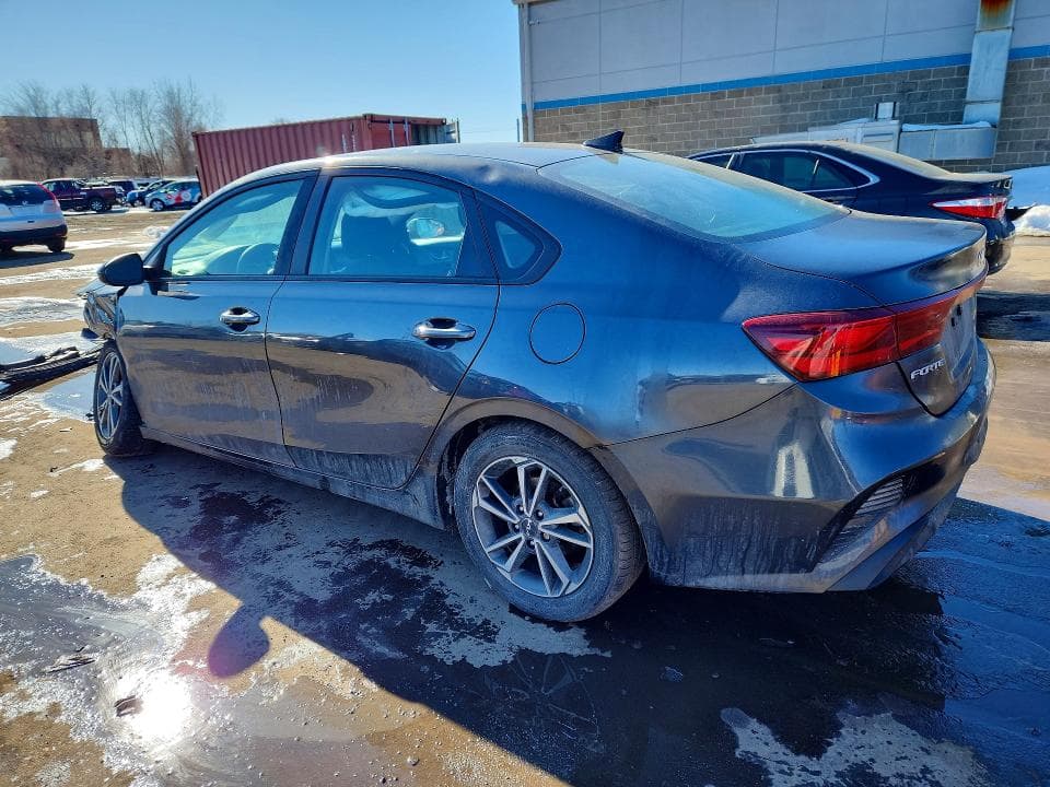 2023 KIA FORTE LXS 2