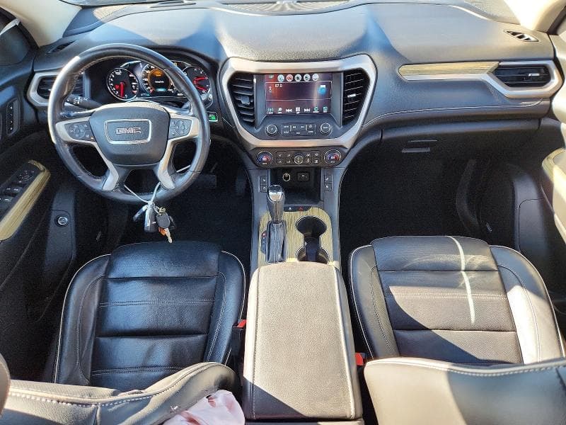 2018 GMC ACADIA DENALI 8