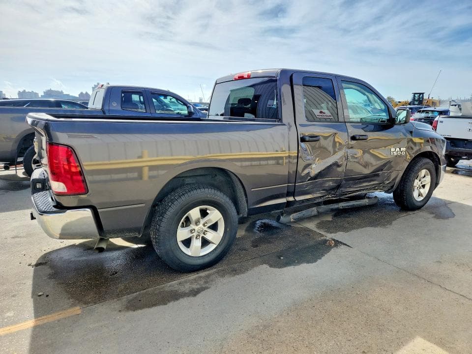2022 RAM 1500 CLASSIC TRADESMAN 3