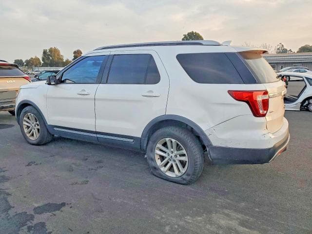 2017 FORD EXPLORER XLT 2