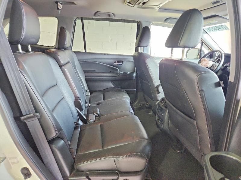 2017 HONDA PILOT TOURING 11