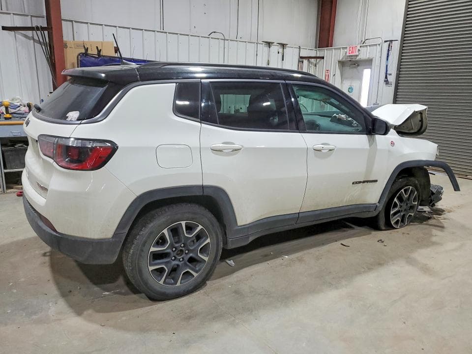 2020 JEEP COMPASS TRAILHAWK 3