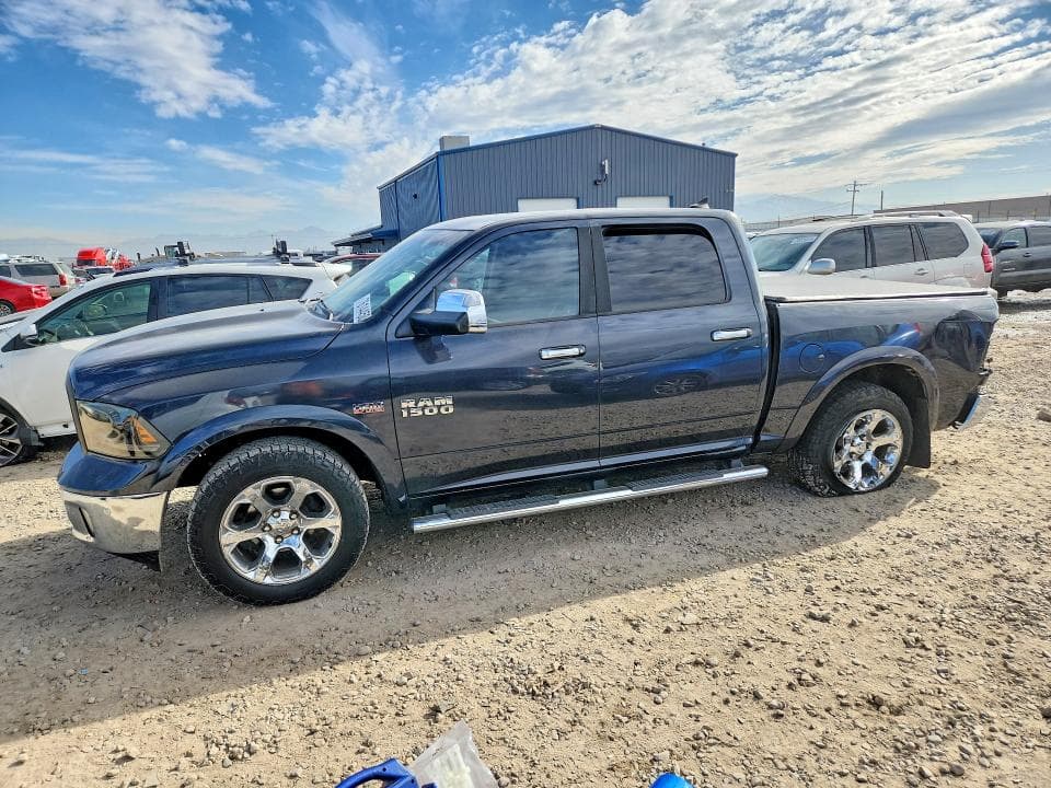 2015 RAM 1500 LARAMIE - 1