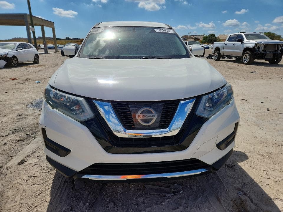 2017 NISSAN ROGUE S 5
