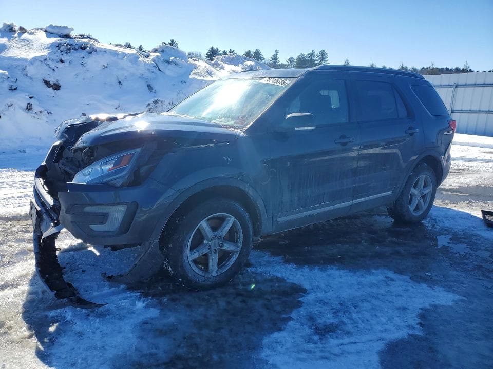 2017 FORD EXPLORER XLT - 1
