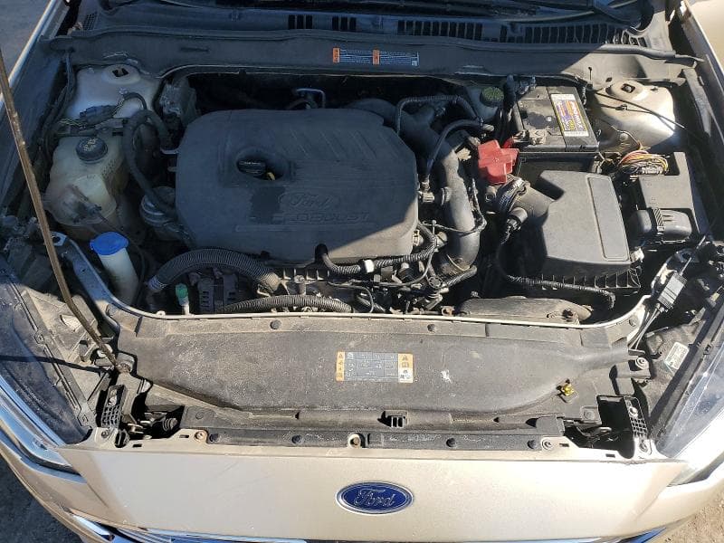2017 FORD FUSION SE 11