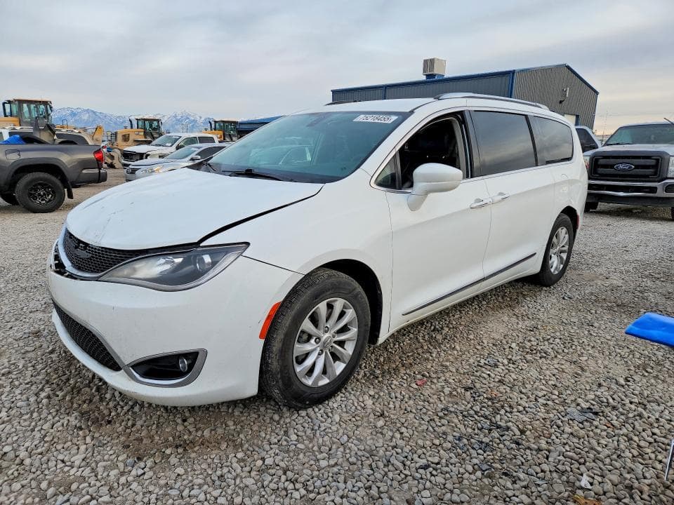 2018 CHRYSLER PACIFICA TOURING L - 1