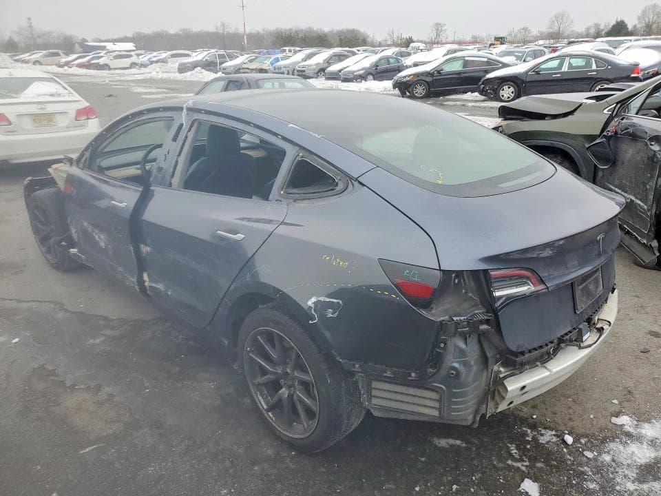 2020 TESLA MODEL 3 2
