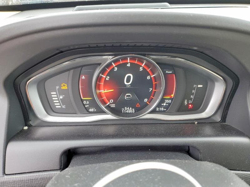 2017 VOLVO XC60 T5 INSCRIPTION 9