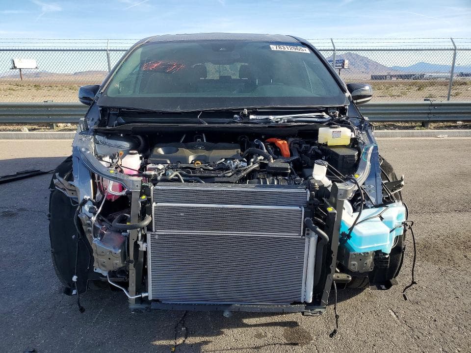 2026 TOYOTA SIENNA XSE 5