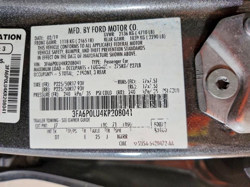 2019 FORD FUSION SE 12