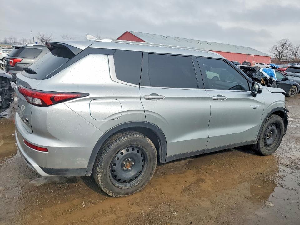 2025 MITSUBISHI OUTLANDER SE 3