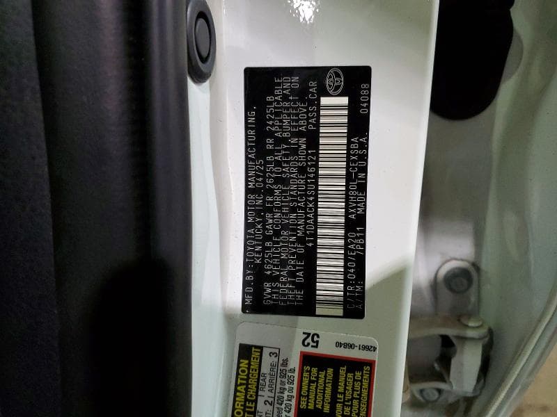 2025 TOYOTA CAMRY SE 12