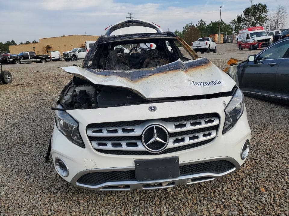 2020 MERCEDES-BENZ GLA 250 4MATIC 5