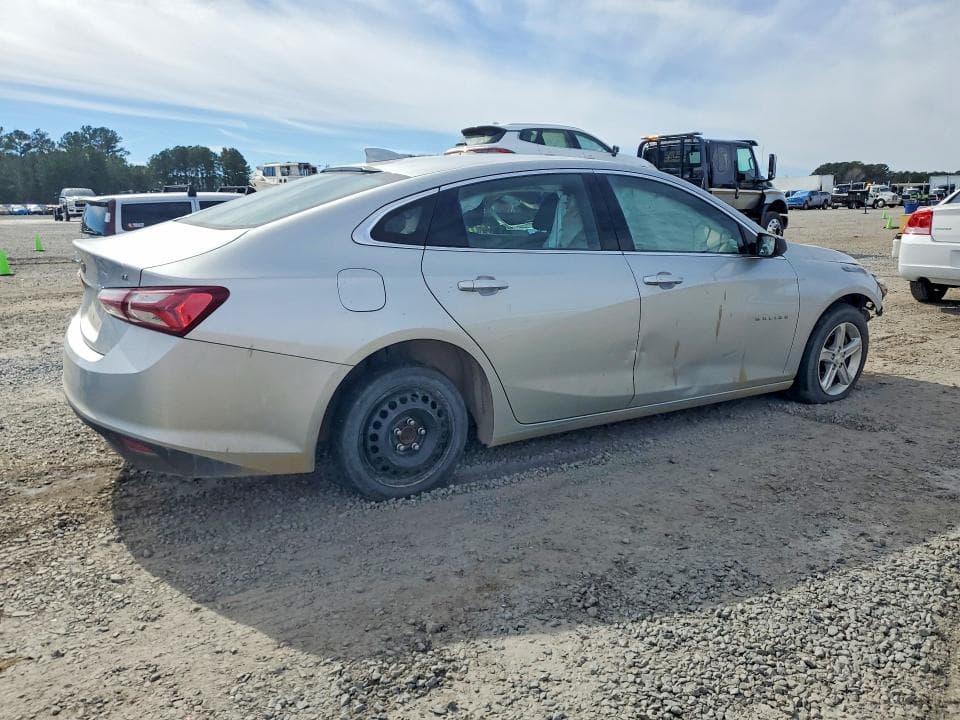 2022 CHEVROLET MALIBU LT 3
