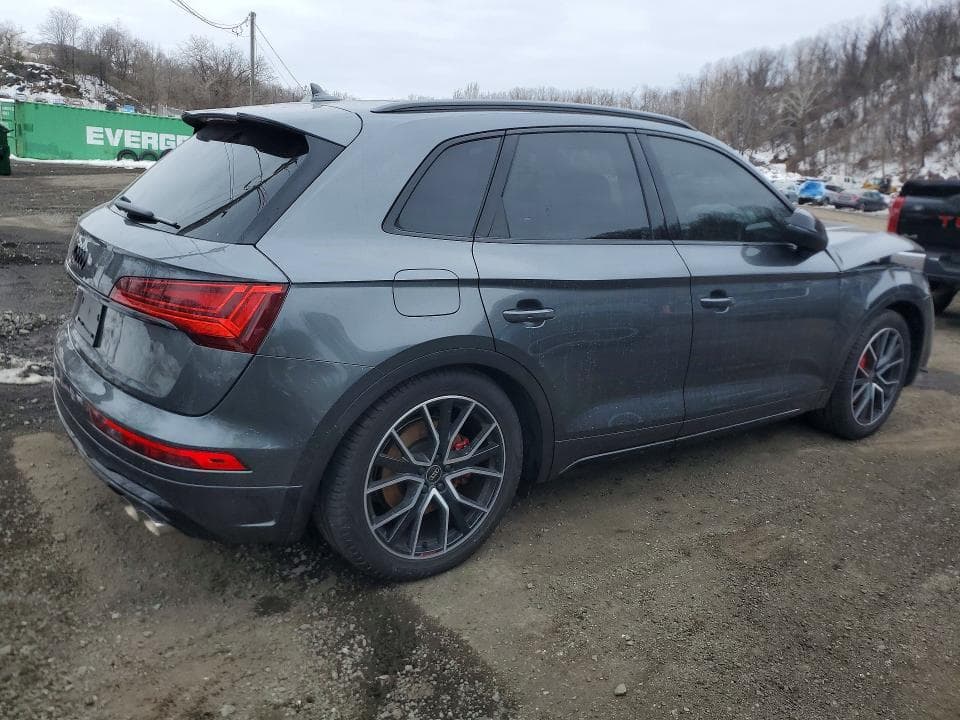 2025 AUDI SQ5 PREMIUM PLUS 3