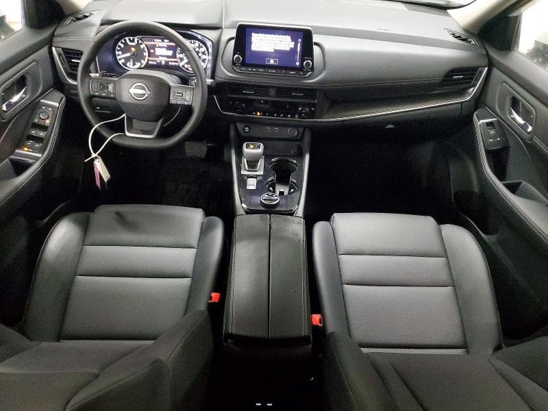 2026 NISSAN ROGUE SV 8