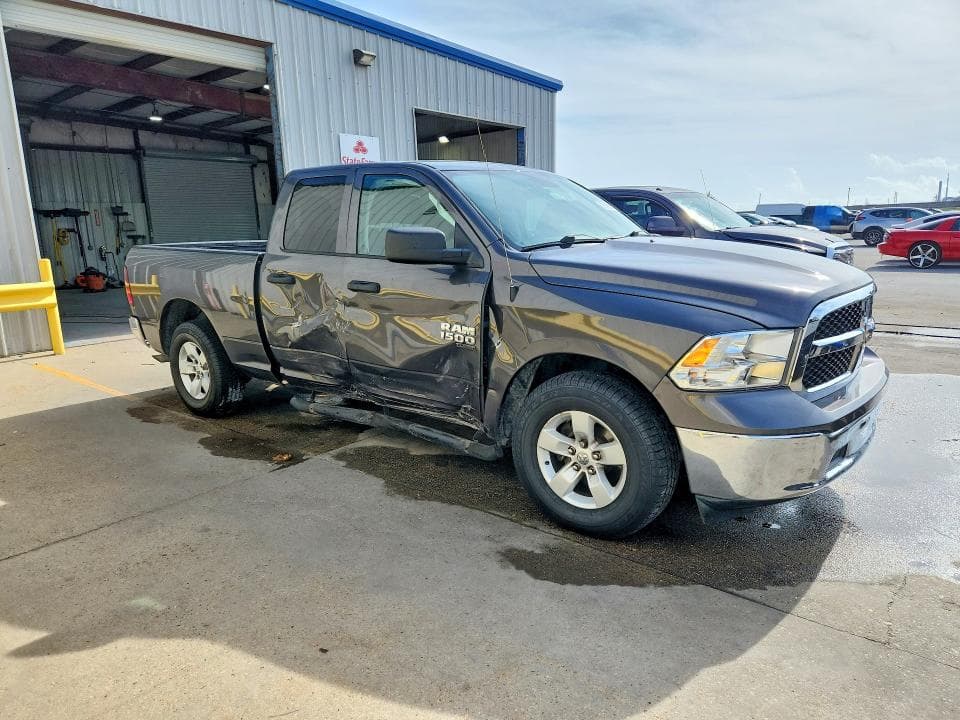 2022 RAM 1500 CLASSIC TRADESMAN 4