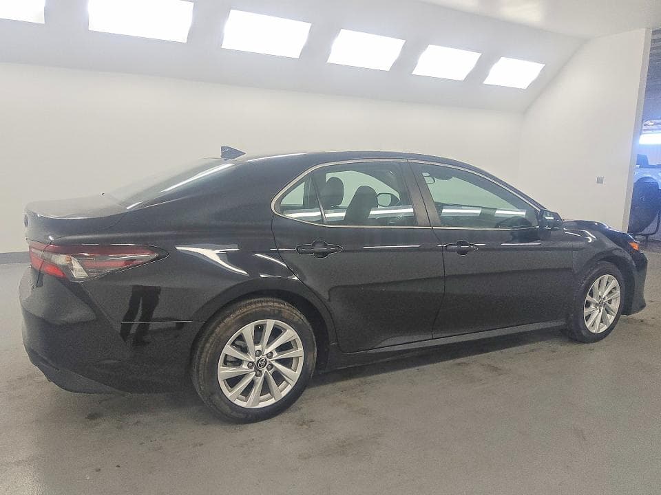 2024 TOYOTA CAMRY LE 3