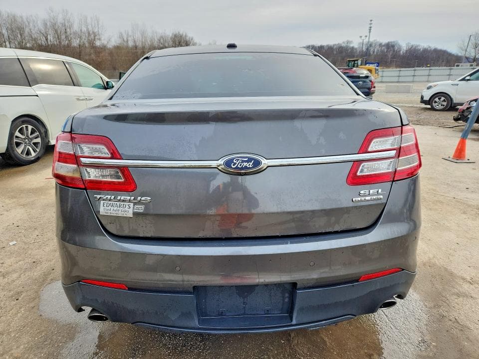 2017 FORD TAURUS SEL 6
