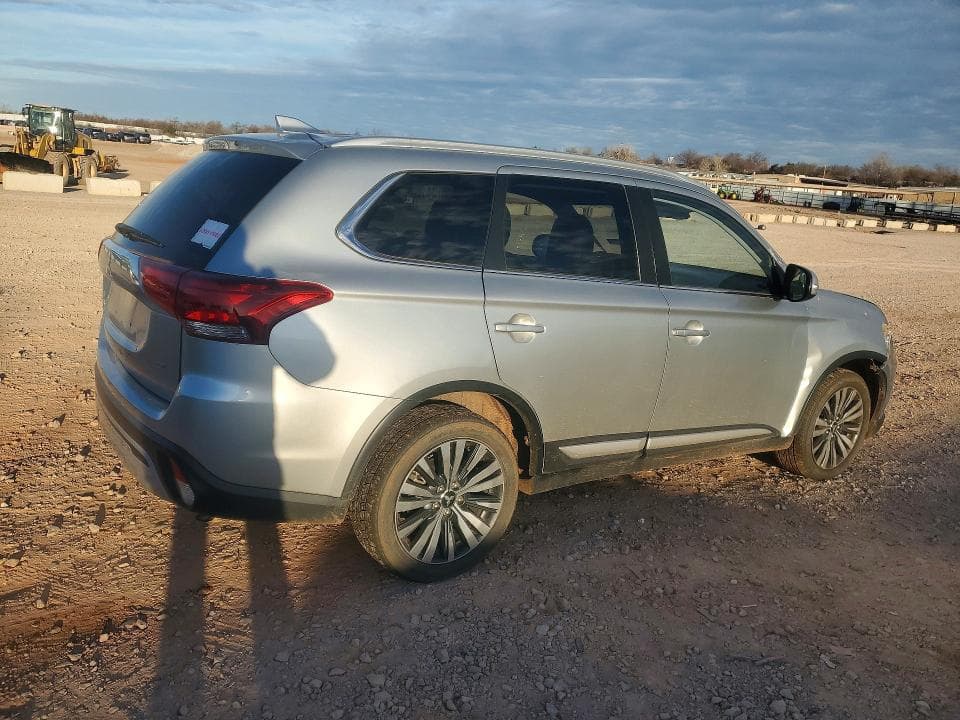 2020 MITSUBISHI OUTLANDER 3