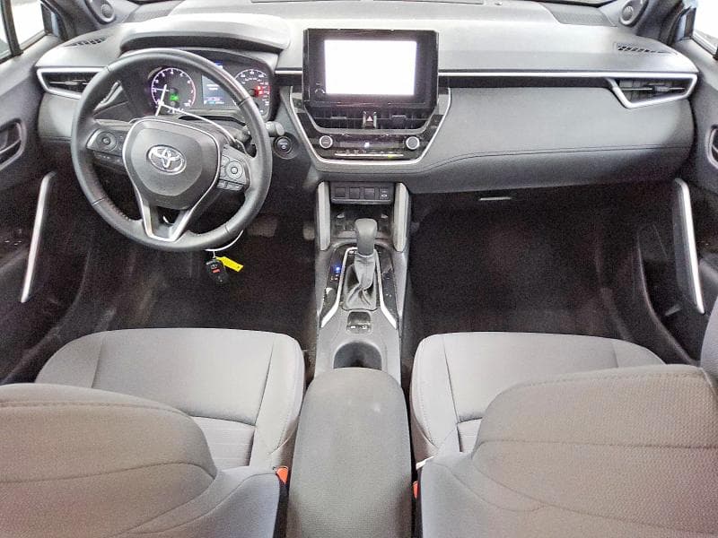 2024 TOYOTA COROLLA CROSS HYBRID SE 8