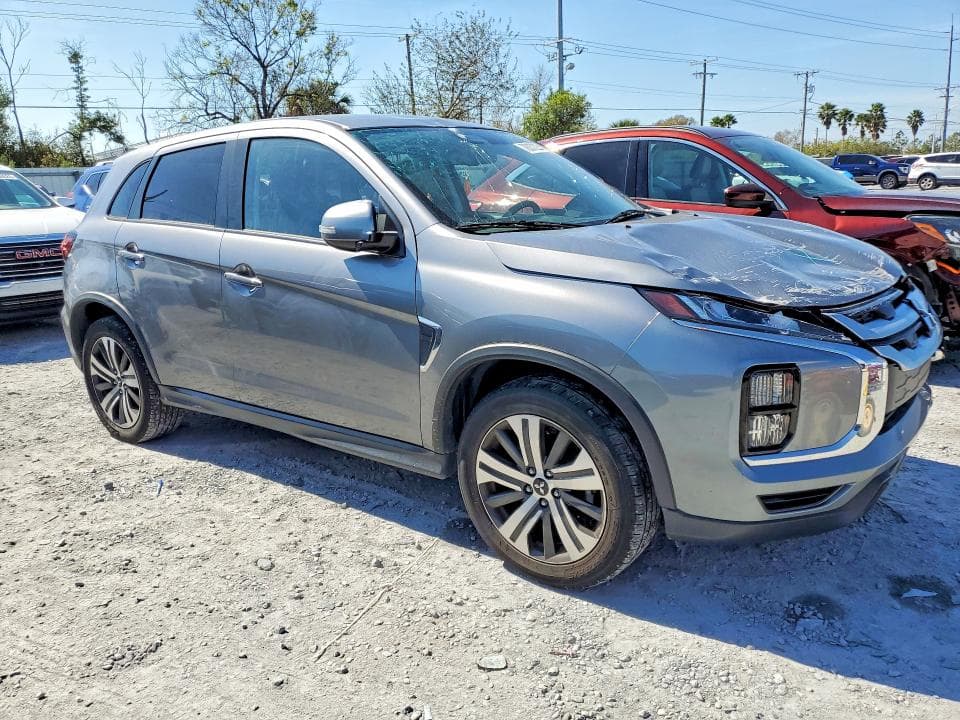 2021 MITSUBISHI OUTLANDER SPORT ES 4