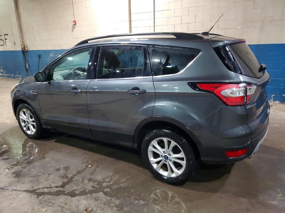 2018 FORD ESCAPE SE 2