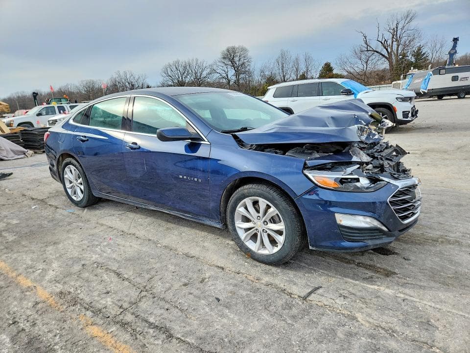 2022 CHEVROLET MALIBU LT 4