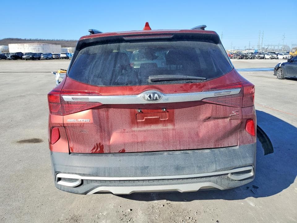 2021 KIA SELTOS S 6