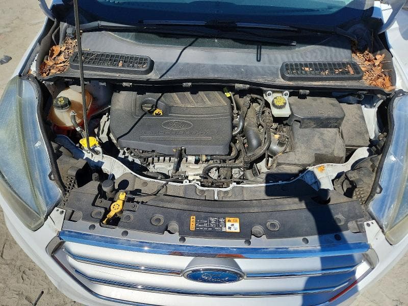 2017 FORD ESCAPE SE 12