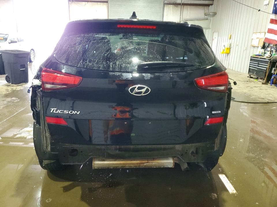 2020 HYUNDAI TUCSON SE 6