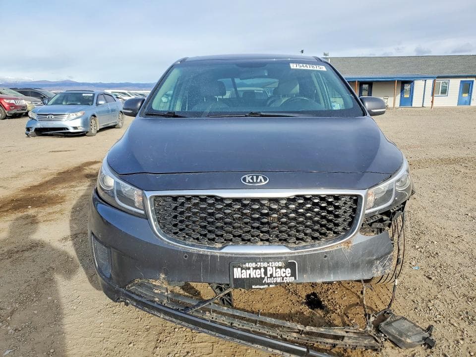 2017 KIA SEDONA LX 5