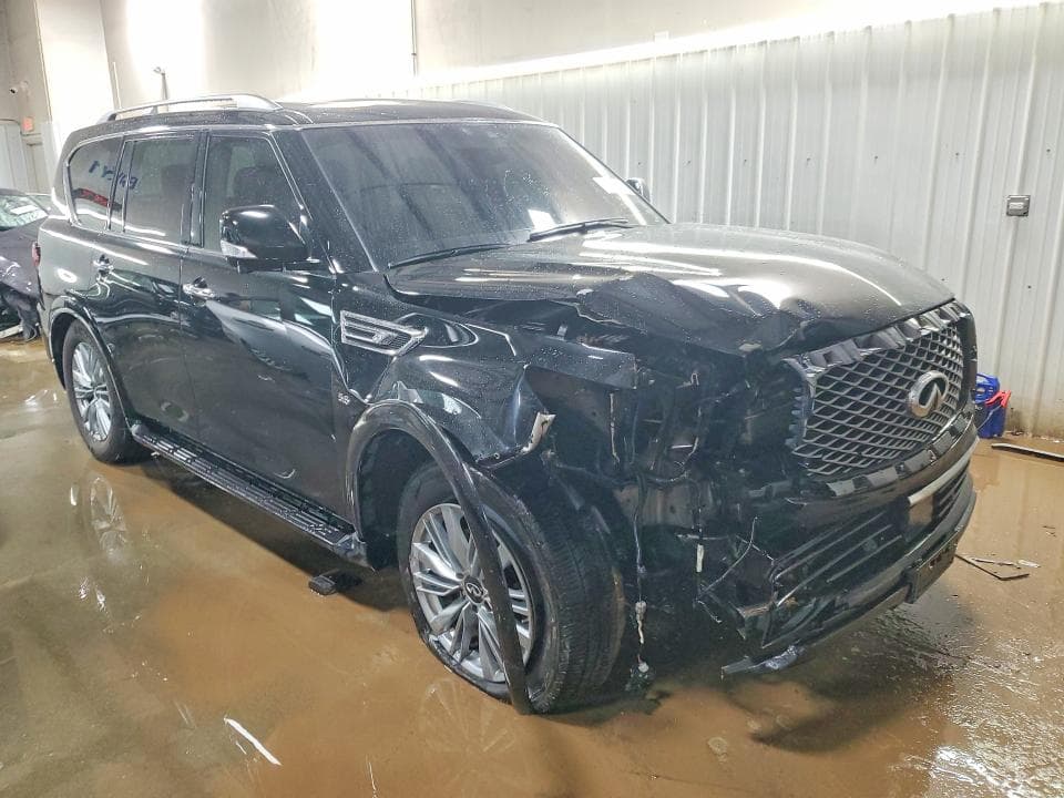 2019 INFINITI QX80 LUXE 4