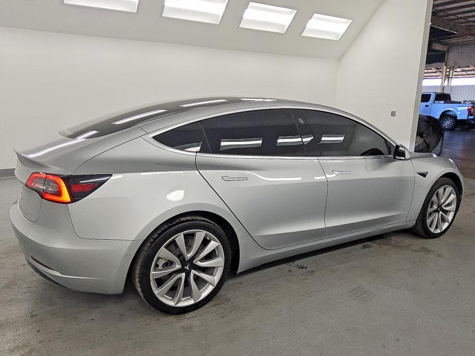 2018 TESLA MODEL 3 3