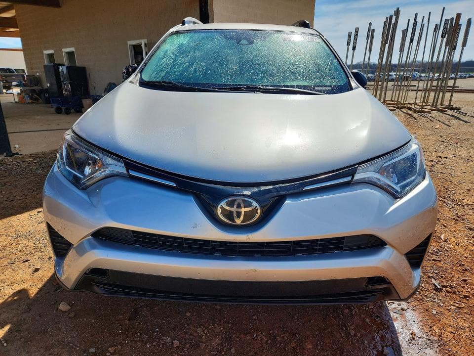 2017 TOYOTA RAV4 LE 5