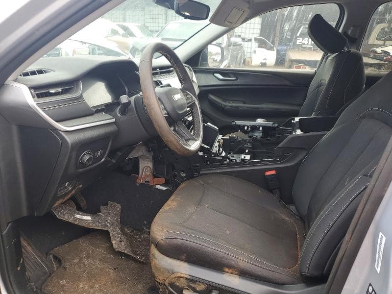 2023 JEEP GRAND CHEROKEE LAREDO 7