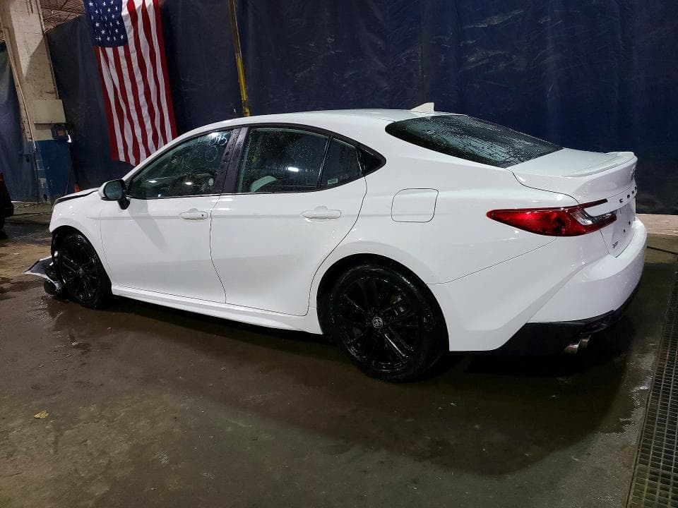 2025 TOYOTA CAMRY SE 2